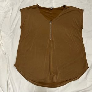 Green Envelope Sleeveless Blouse